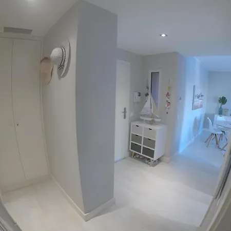 Saltwater アパート *